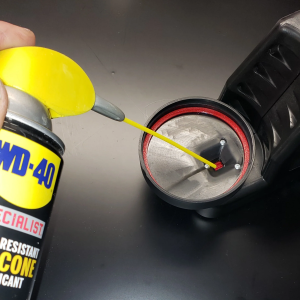 WD40 Silicone Use 2